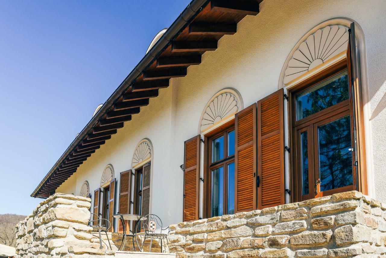 Casa Kraus Hotel Crit Ngoại thất bức ảnh